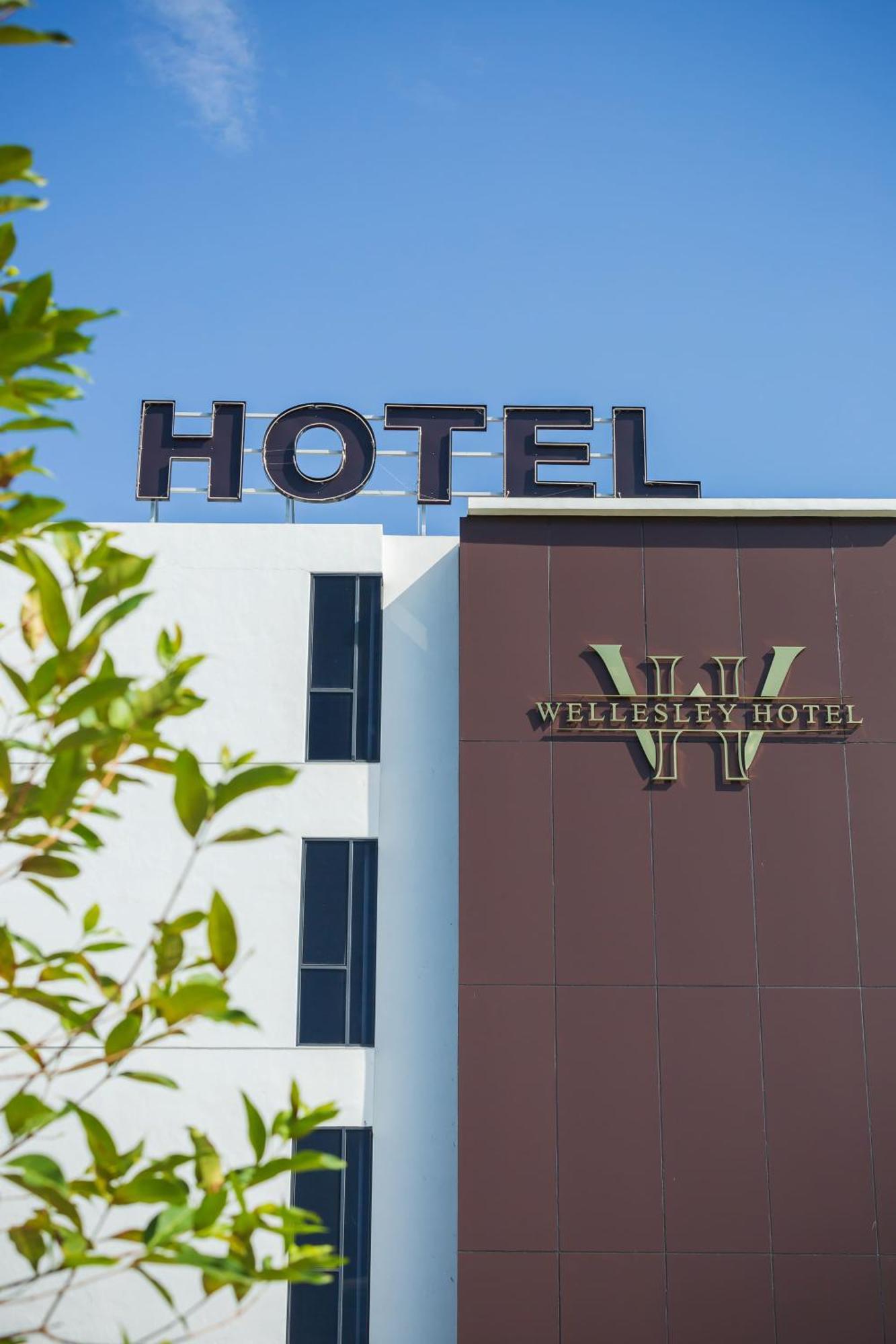 Wellesley Hotel Simpang Ampat  Exterior photo